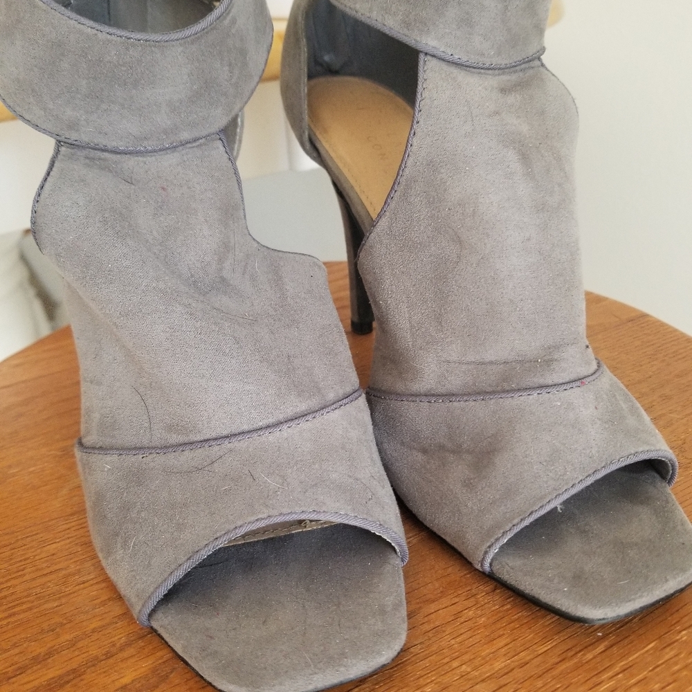 Grey Heels